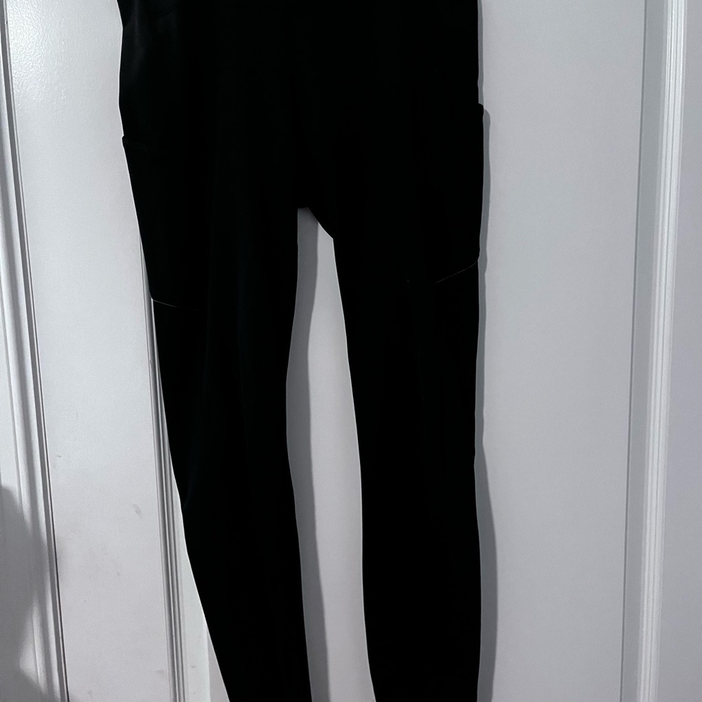 Black Lululemon Leggings with Pockets